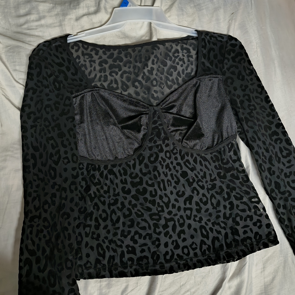 Black Leopard Mesh Long Sleeve Top